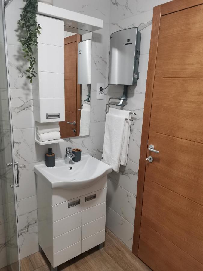 Apartman Kardas Vrnjačka Banja Exterior foto
